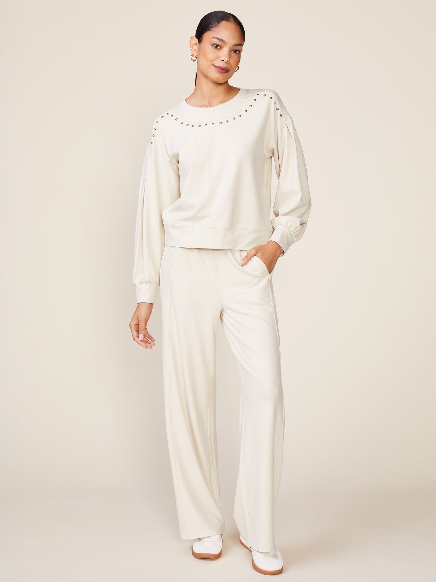 Duet Straight Leg Pant with Side Panel
