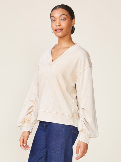 Washed Knit V-Neck Pullover