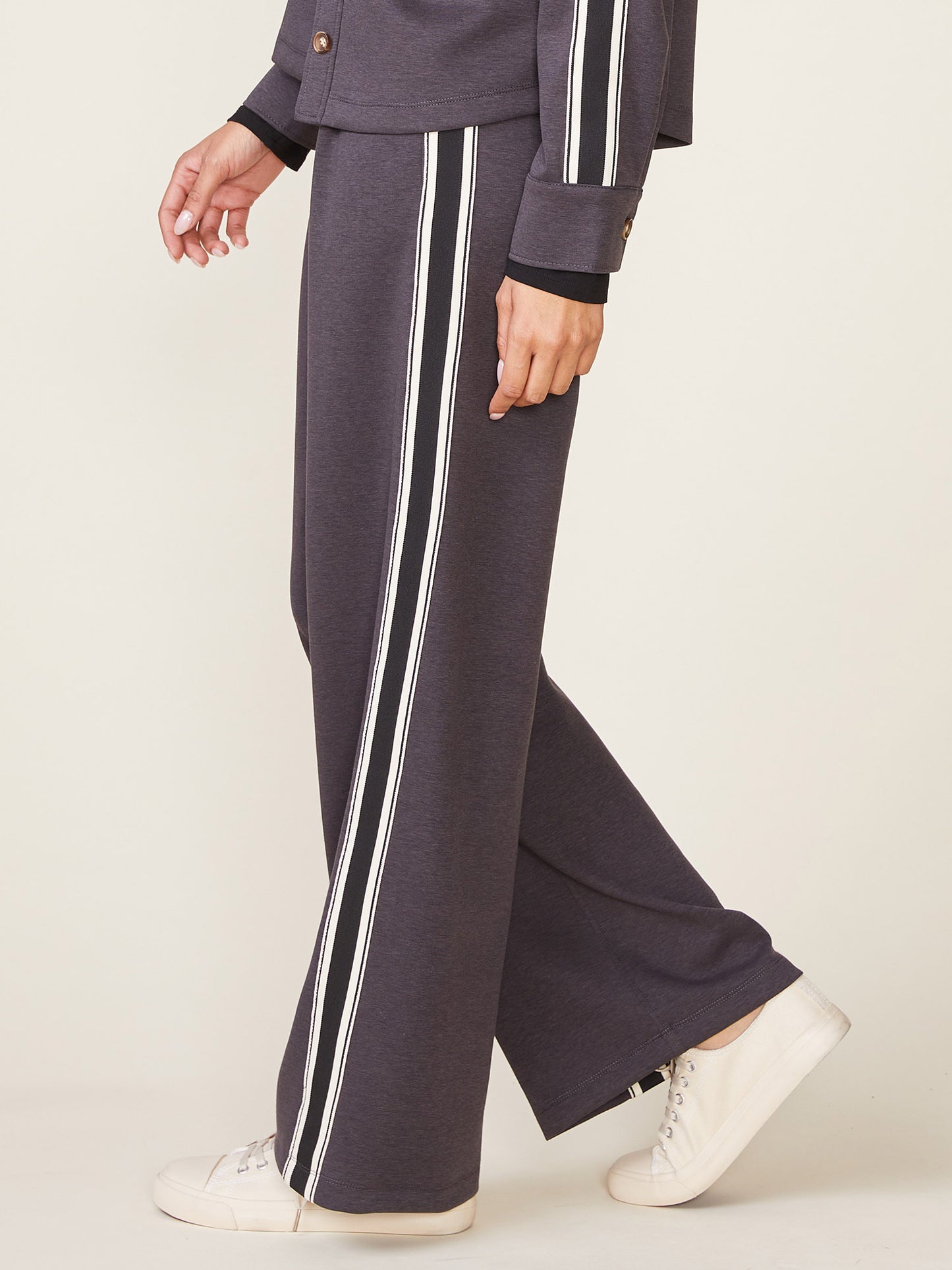 Fine Rib Scuba Straight Trousers