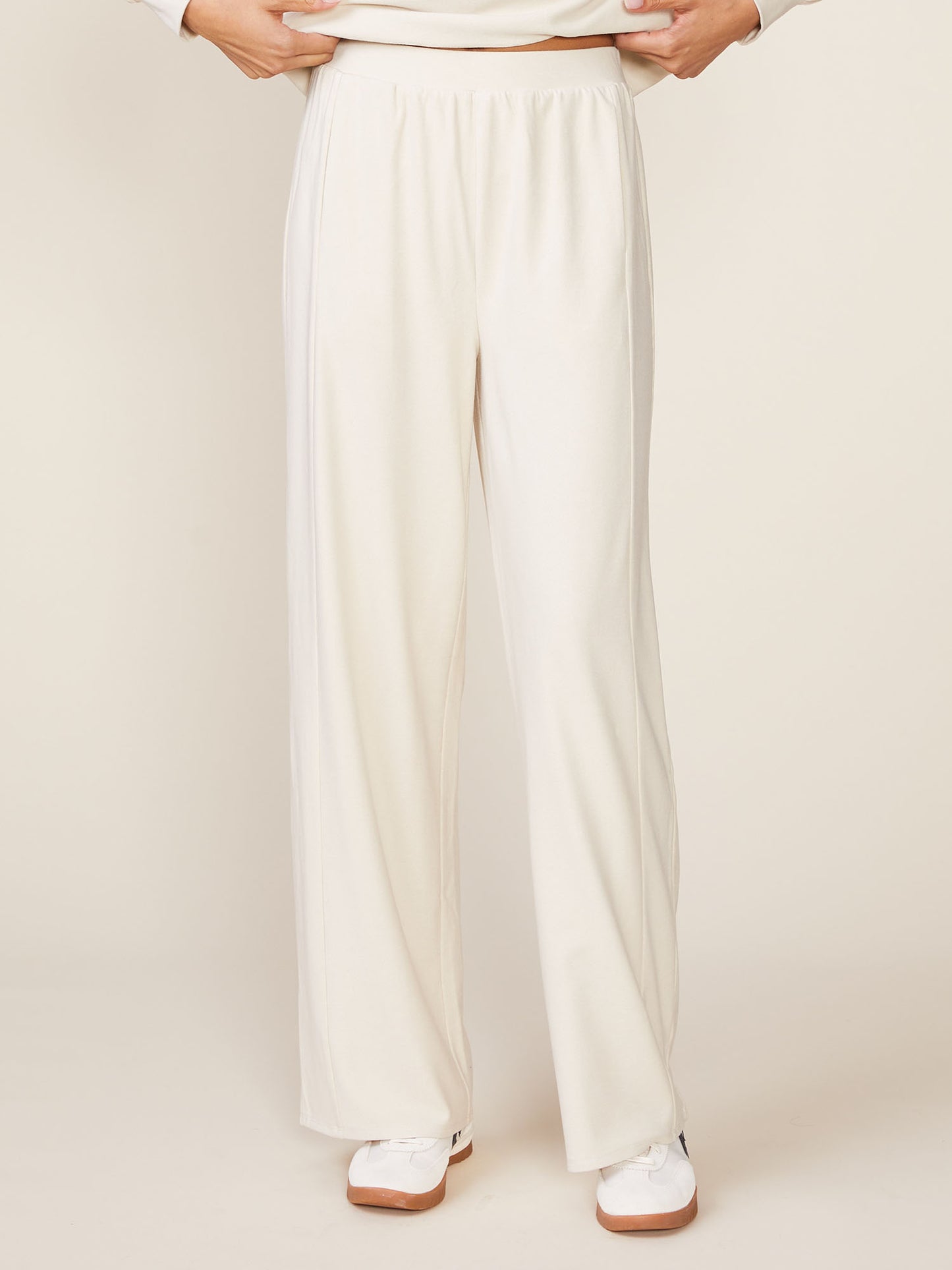 Duet Straight Leg Pant with Side Panel