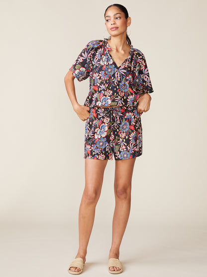 Textured Wide Hem Tie Short