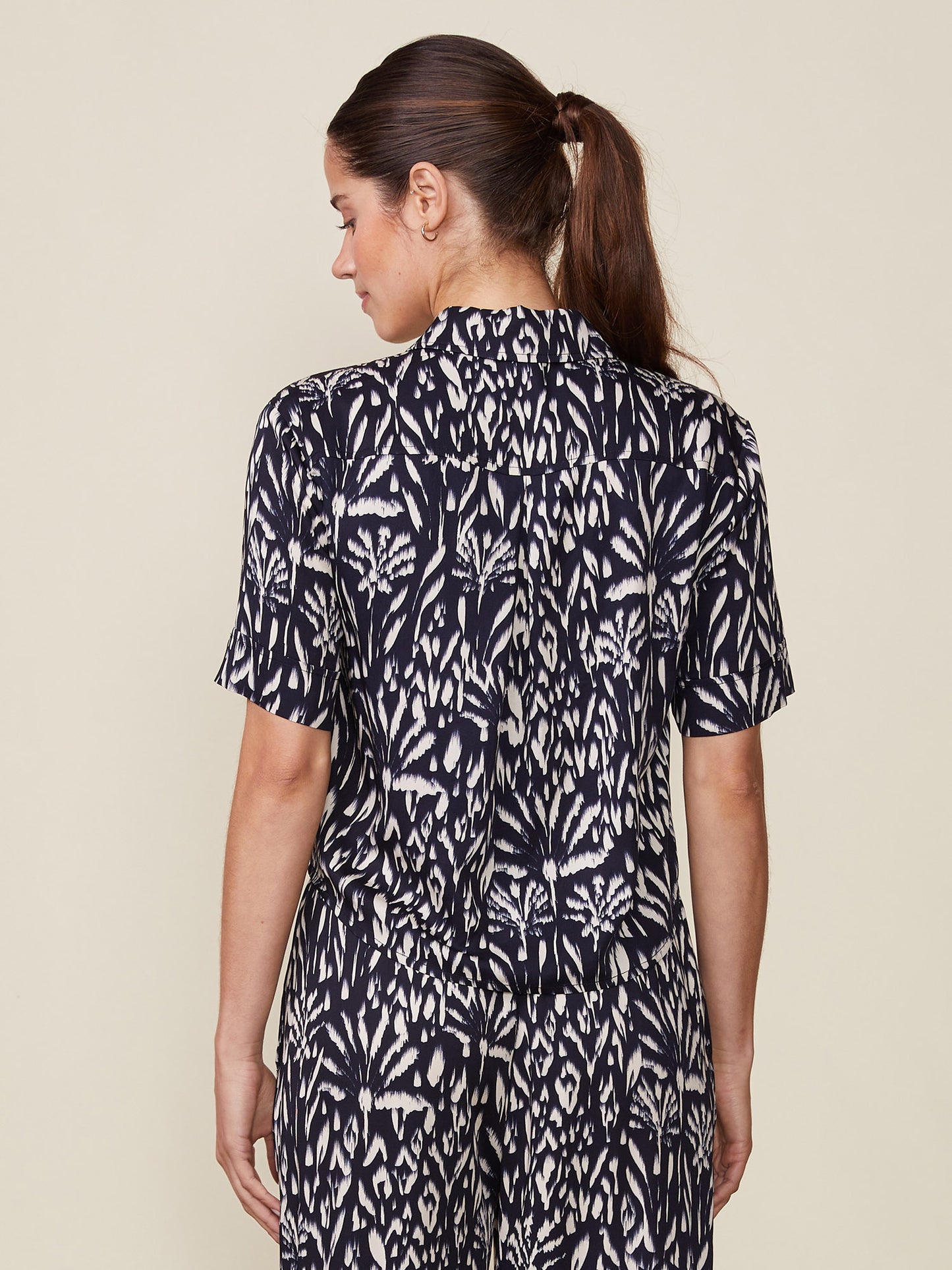 Printed Cropped Button-Up Top