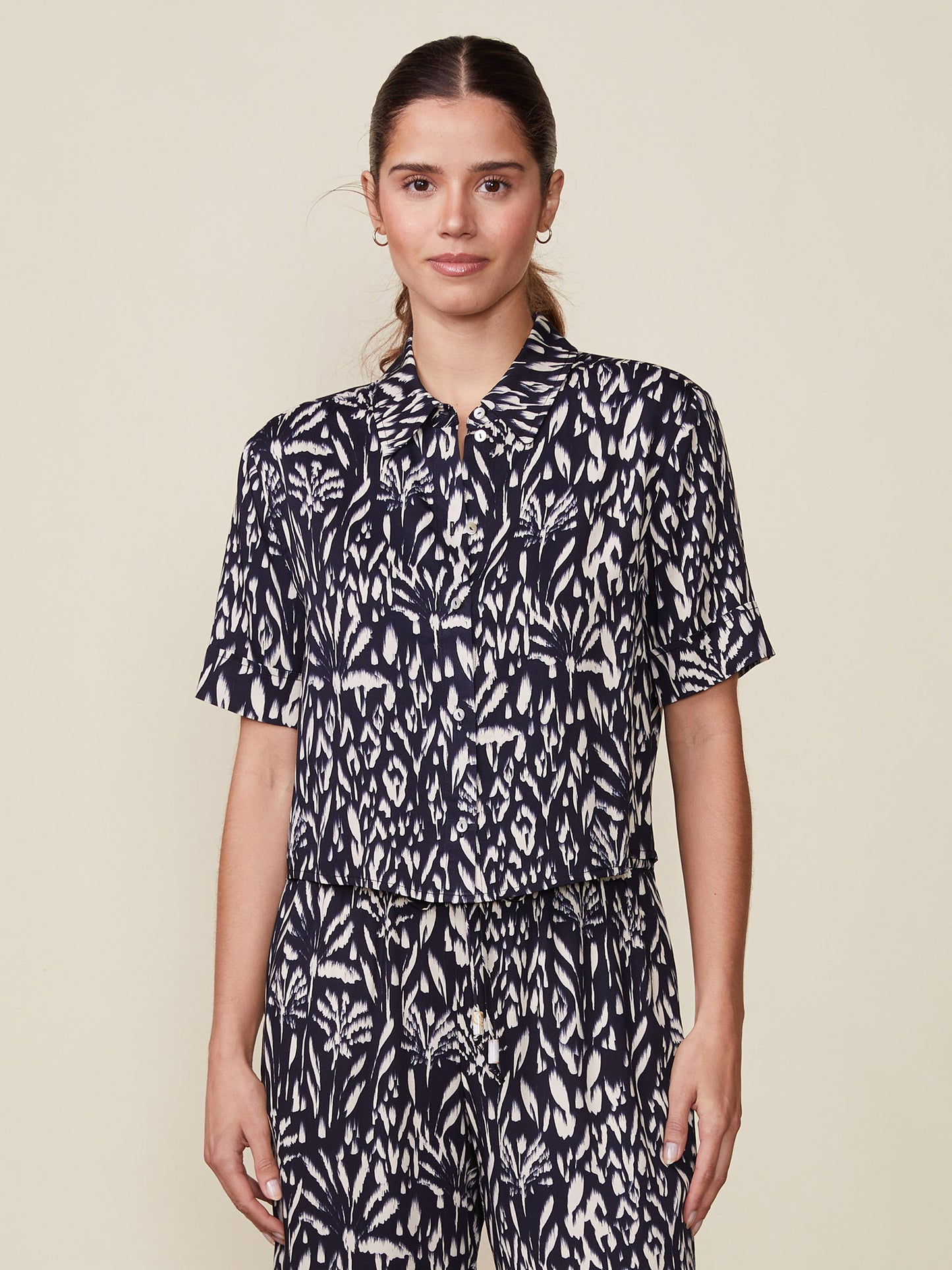 Printed Cropped Button-Up Top